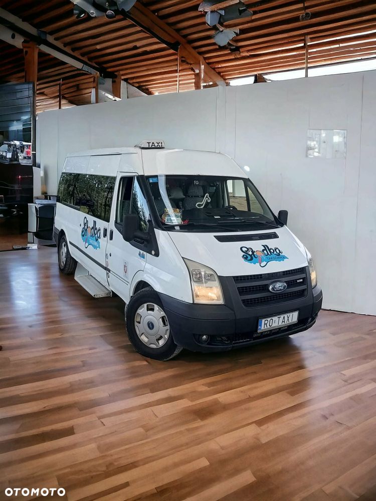 Ford Transit - 1
