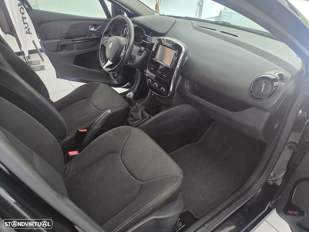 Renault Clio Sport Tourer (Energy) dCi 90 Bose Edition - 13