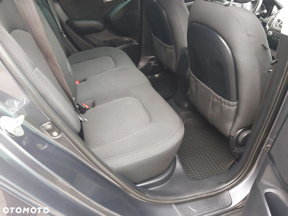 Hyundai ix35 - 12