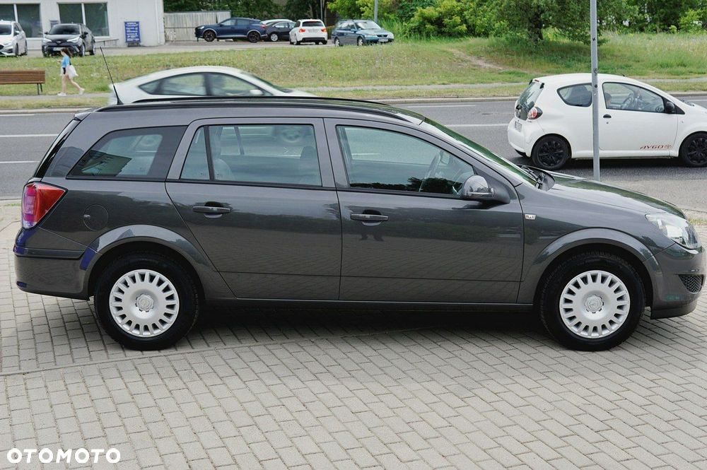 Opel Astra - 4