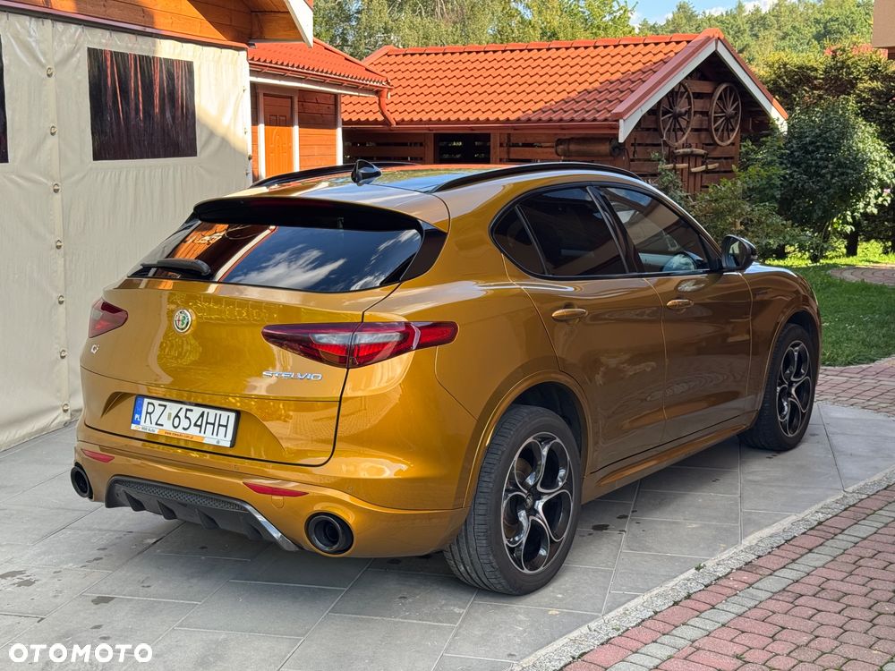 Alfa Romeo Stelvio - 3
