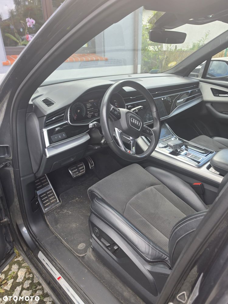 Audi Q7 - 11