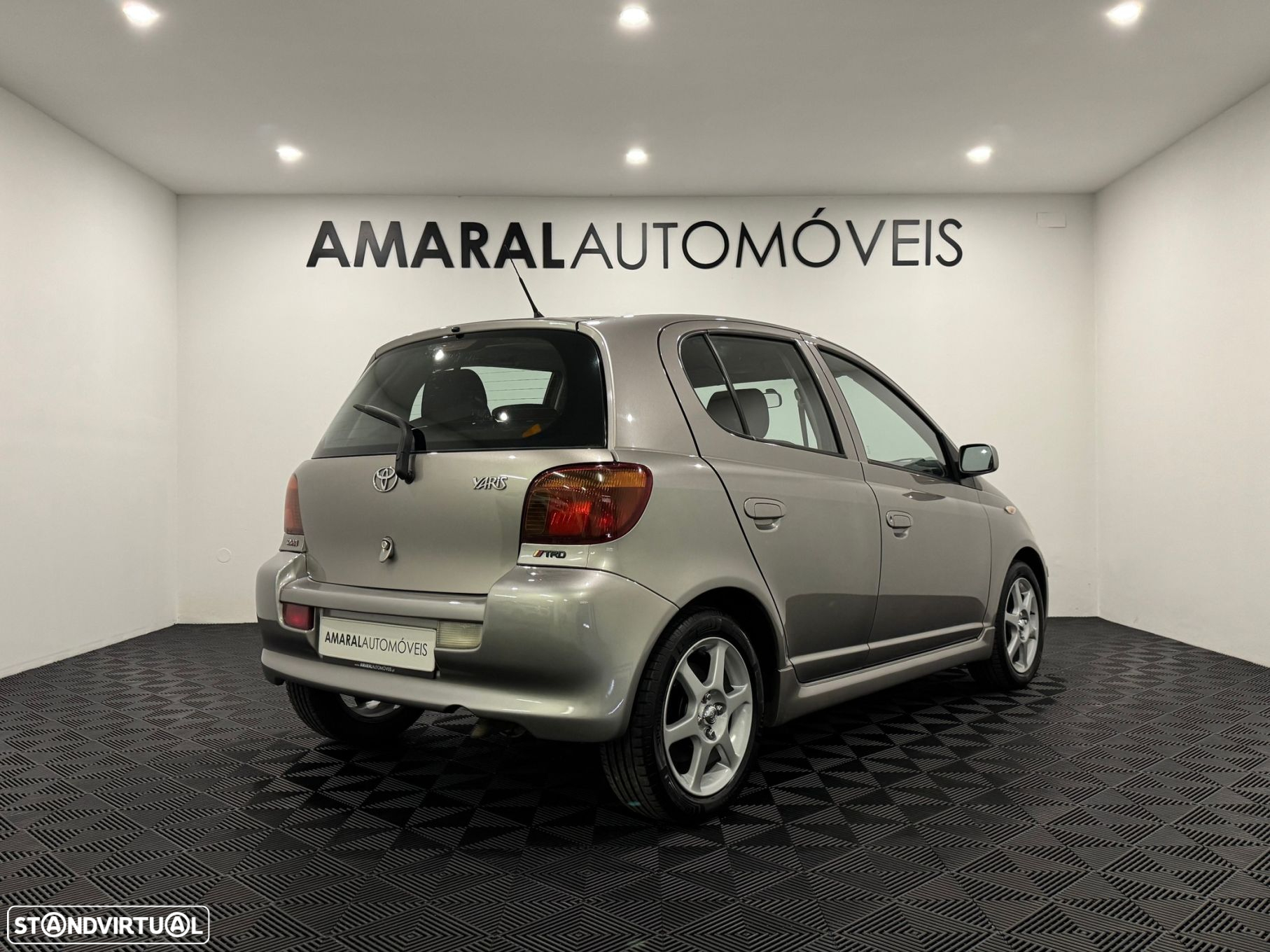 Toyota Yaris 1.5 T Sport AC - 4