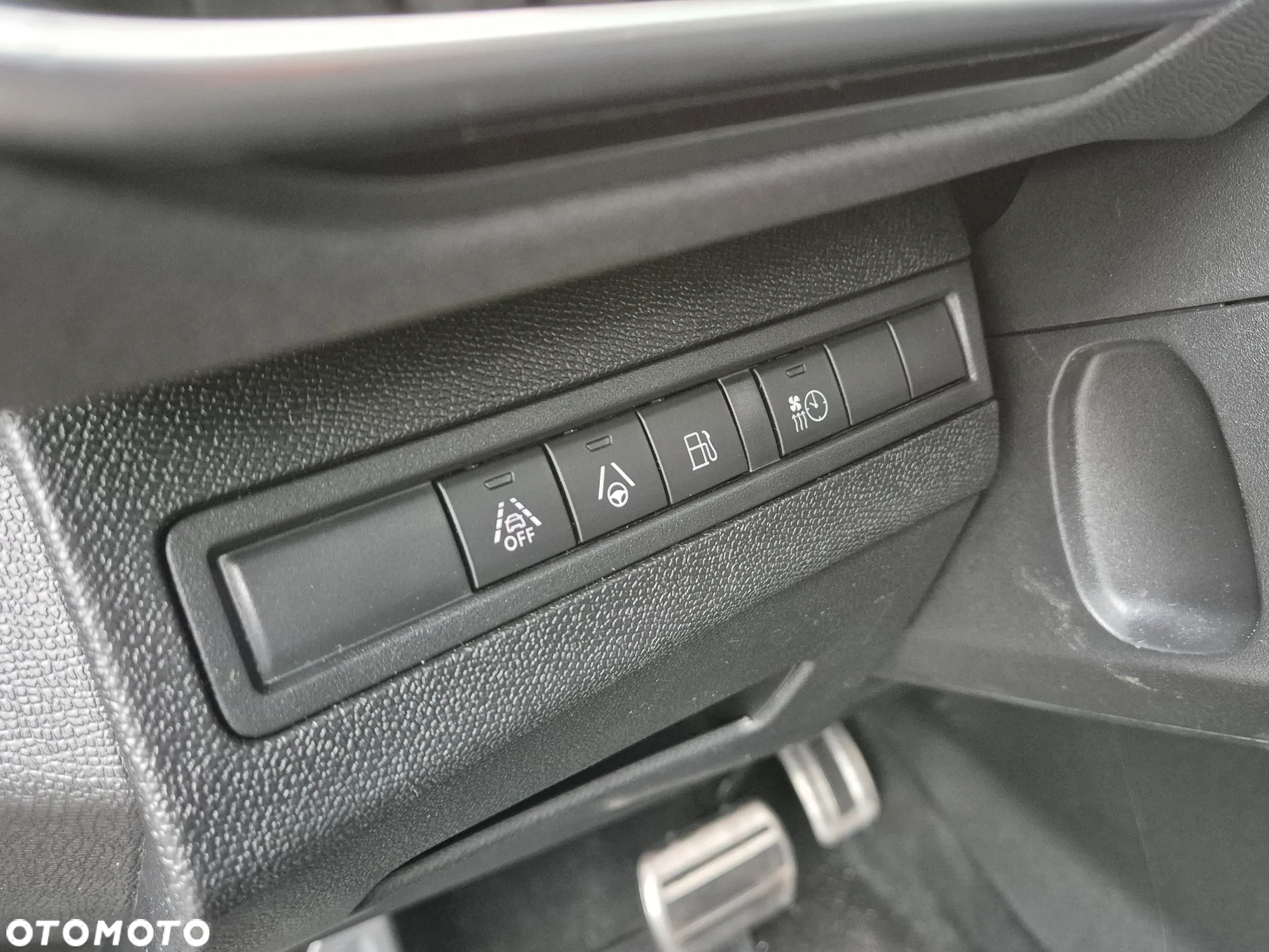 Peugeot 3008 1.6 PureTech Hybrid4 PHEV GT Pack S&S EAT8 - 10