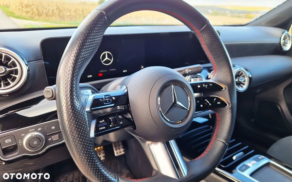 Mercedes-Benz Klasa A 200 AMG Line 7G-DCT - 7