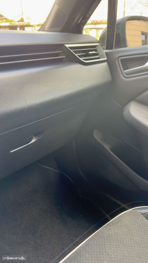 Renault Clio TCe 100 INTENS - 15