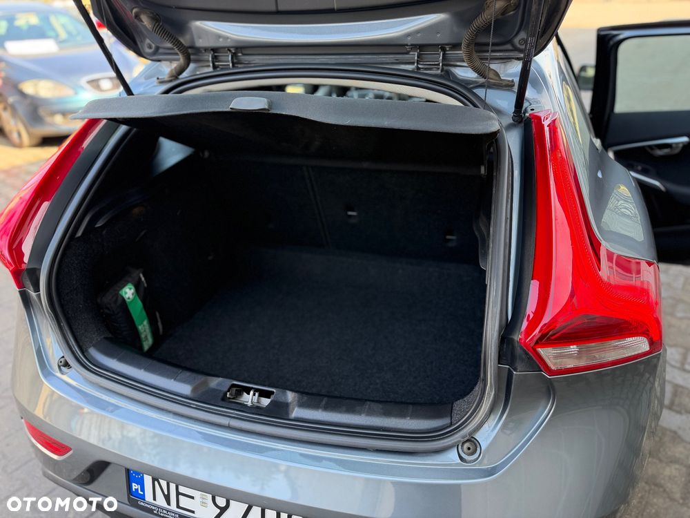 Volvo V40 - 12