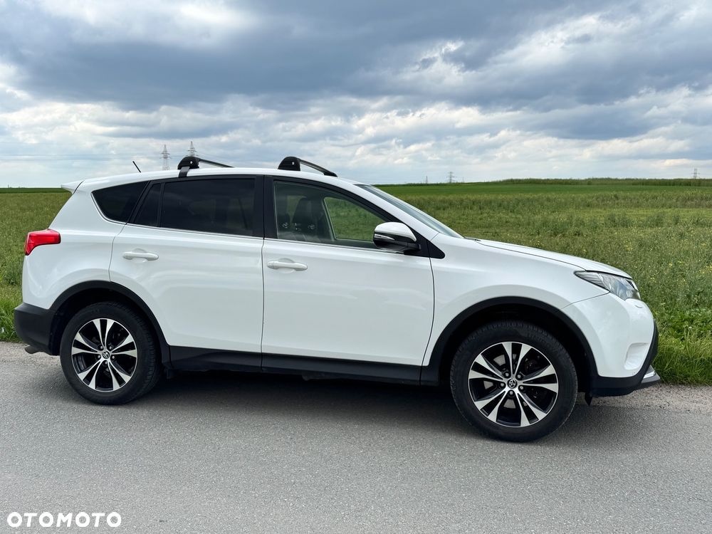 Toyota RAV4 - 8