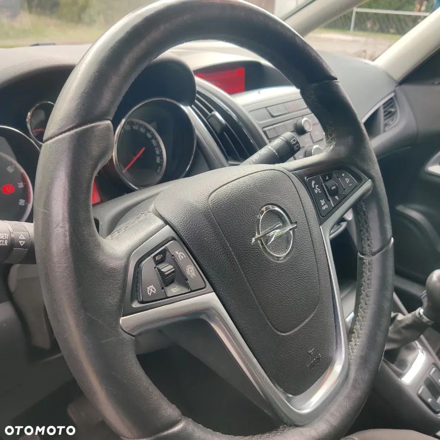 Opel Zafira - 24