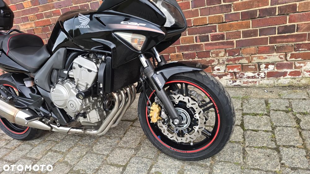 Honda CBF - 33