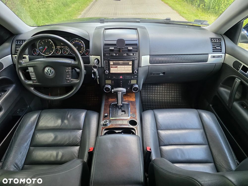 Volkswagen Touareg 3.0 V6 TDI DPF Tiptr - 11