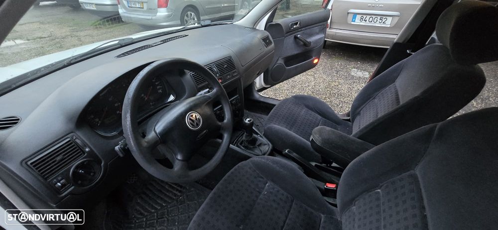 VW Golf 1.4i Confort - 9