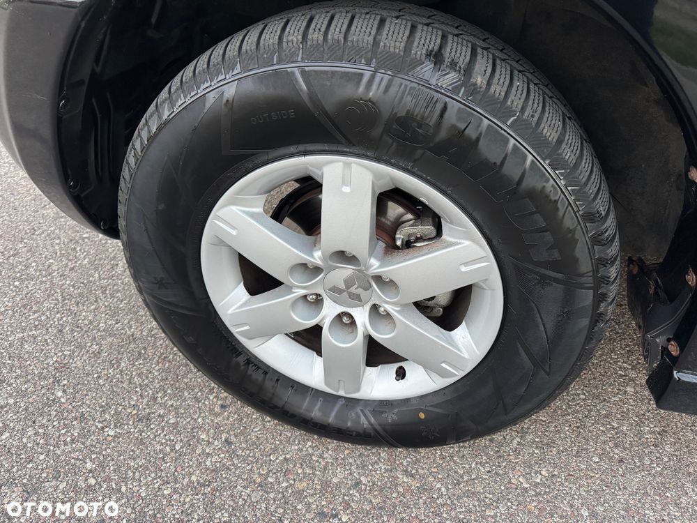 Mitsubishi Pajero 3.2 DI-D Automatik Liberty - 21
