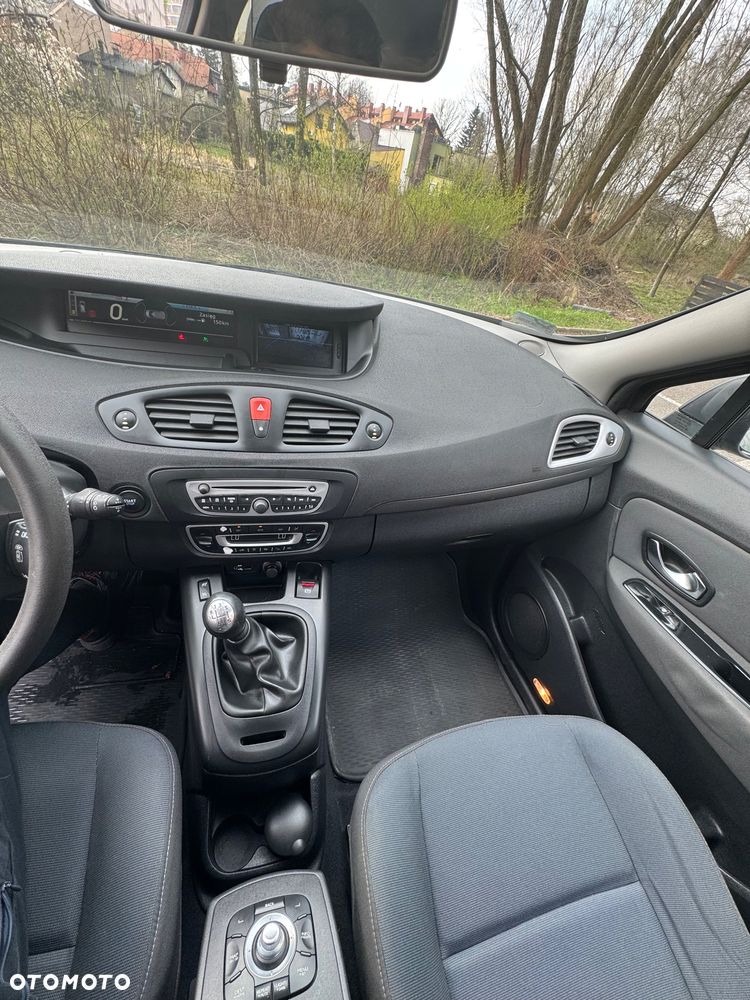 Renault Scenic 1.5 dCi Authentique - 12