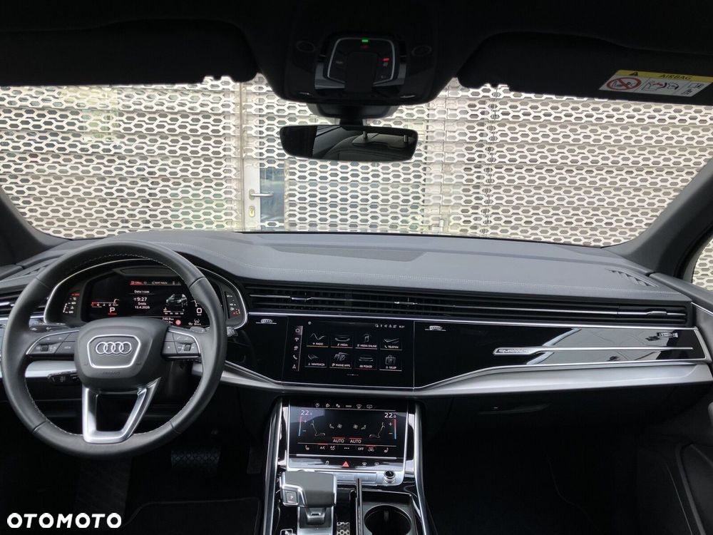 Audi Q7 - 10