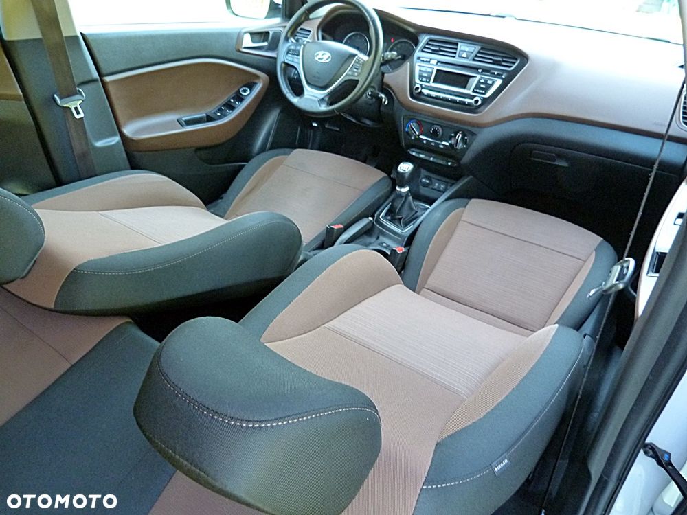 Hyundai i20 1.2 YES Plus - 13