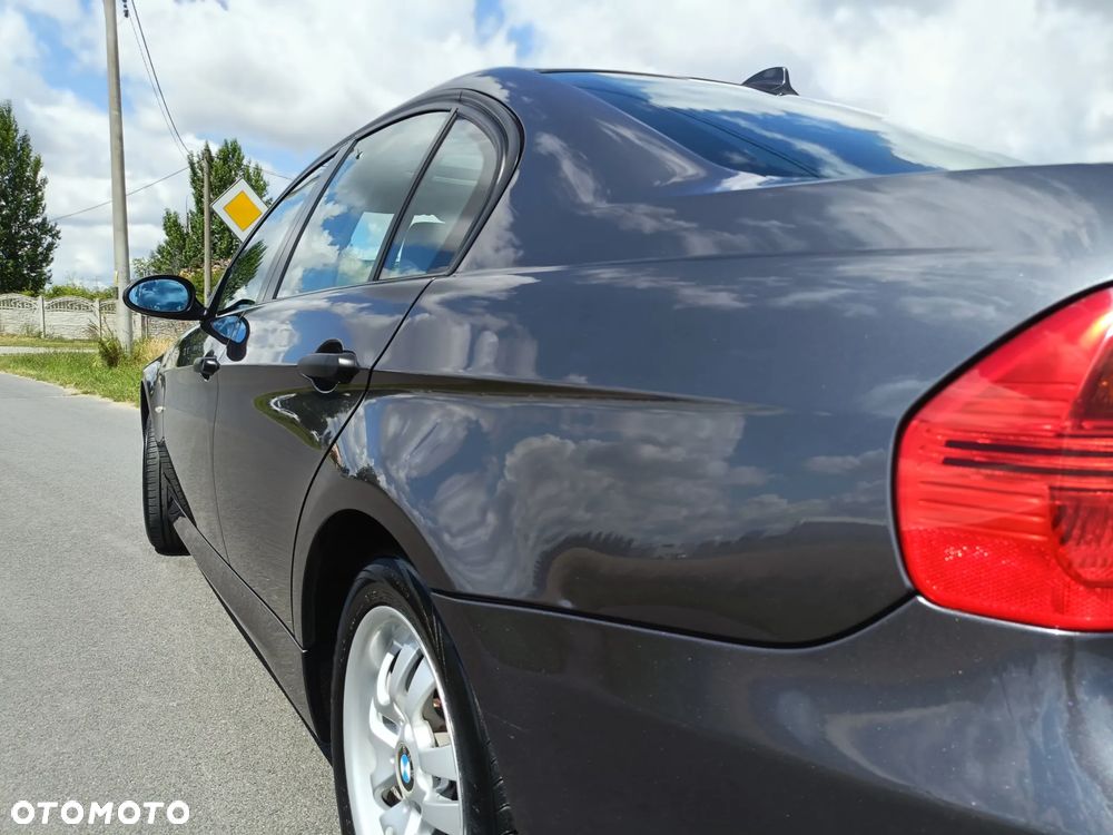 BMW Seria 3 - 30
