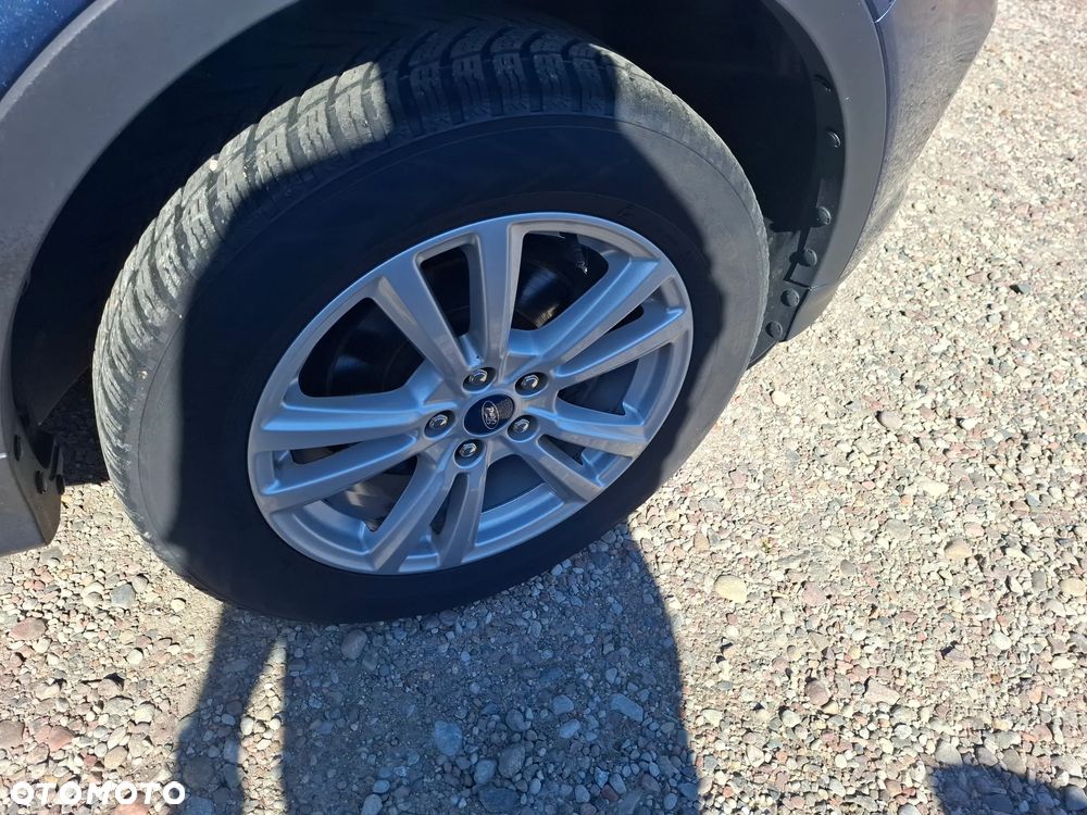 Ford Kuga 1.5 TDCi 2x4 Titanium - 6