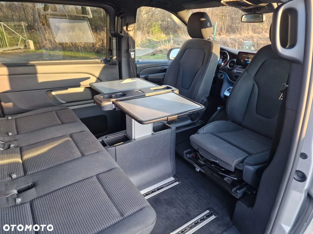 Mercedes-Benz Klasa V 300 d 4-Matic 9G-Tronic - 12