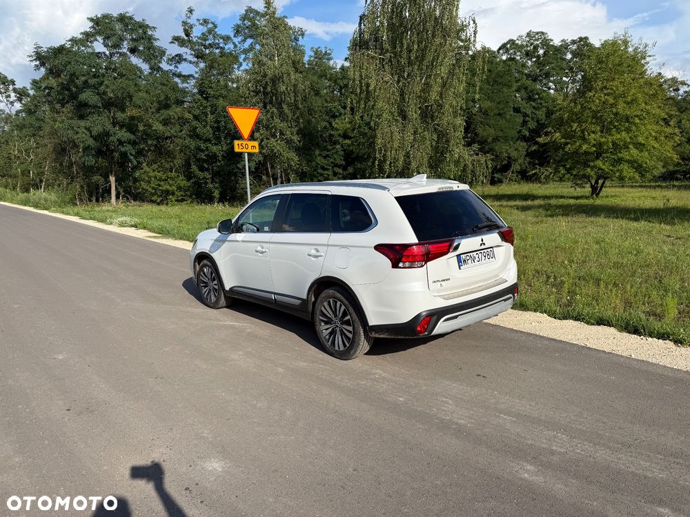 Mitsubishi Outlander 2.0 Intense + SDA 4WD CVT - 4