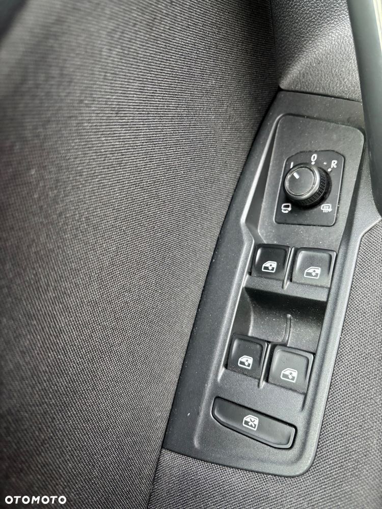 Volkswagen Tiguan - 6