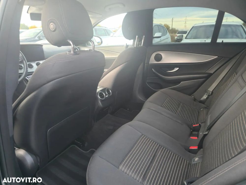 Mercedes-Benz E 200 d T-Modell Aut - 6