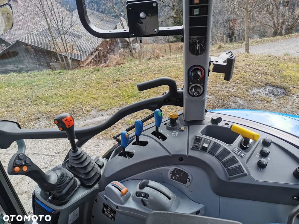 New Holland T 5.85 , ROK 2021 /FPT bez AdBlue - 27