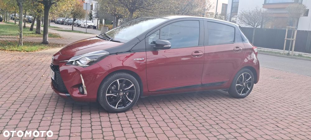 Toyota Yaris Hybrid 100 Selection Platinum - 7