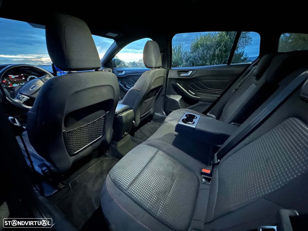 Ford Focus 1.5 TDCi EcoBlue ST-Line - 8