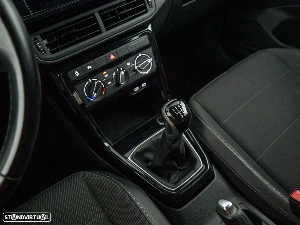 VW T-Cross 1.0 TSI BlackStyle - 23