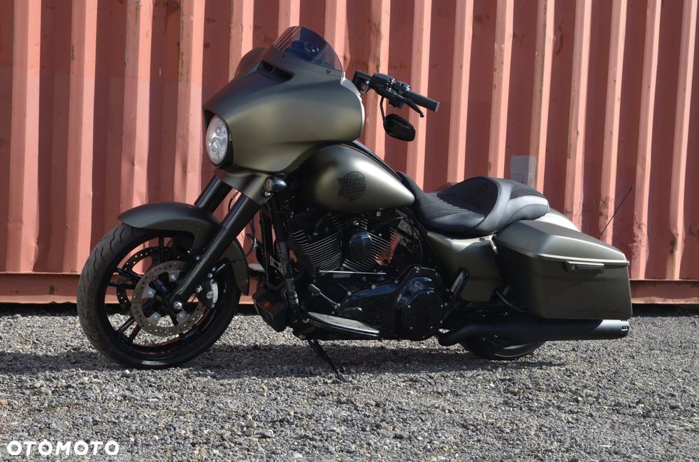 Harley-Davidson FLHXS Special - 22