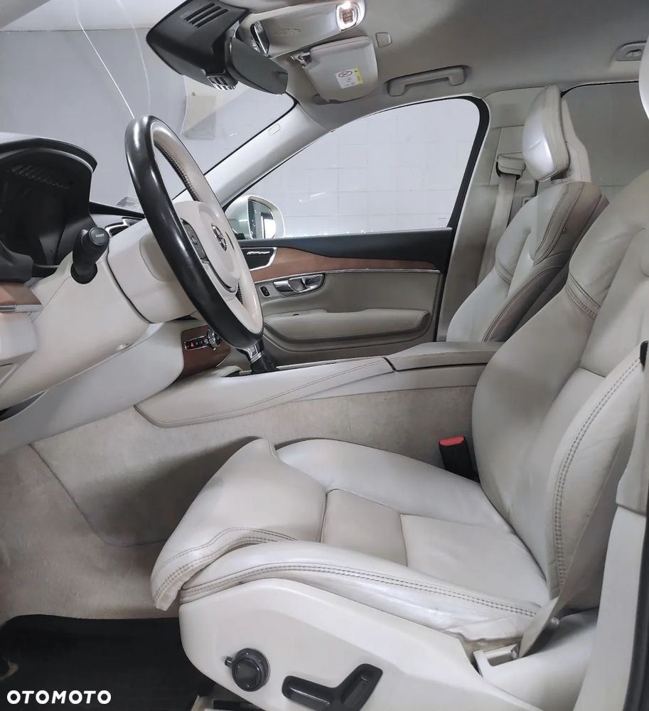 Volvo XC 90 D5 AWD Inscription 7os - 14