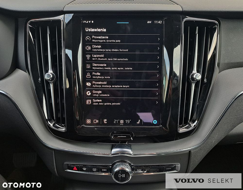Volvo XC 60 - 21