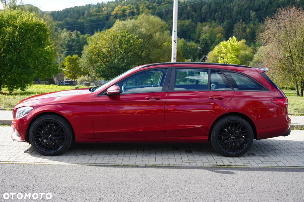 Mercedes-Benz Klasa C 220 d 4-Matic 7G-TRONIC - 4