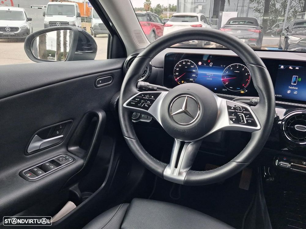 Mercedes-Benz A 200 Standard - 15