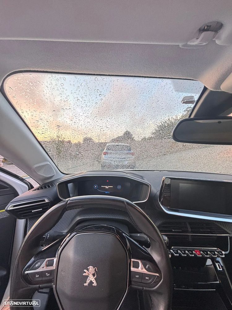 Peugeot e-208 Allure Pack - 20