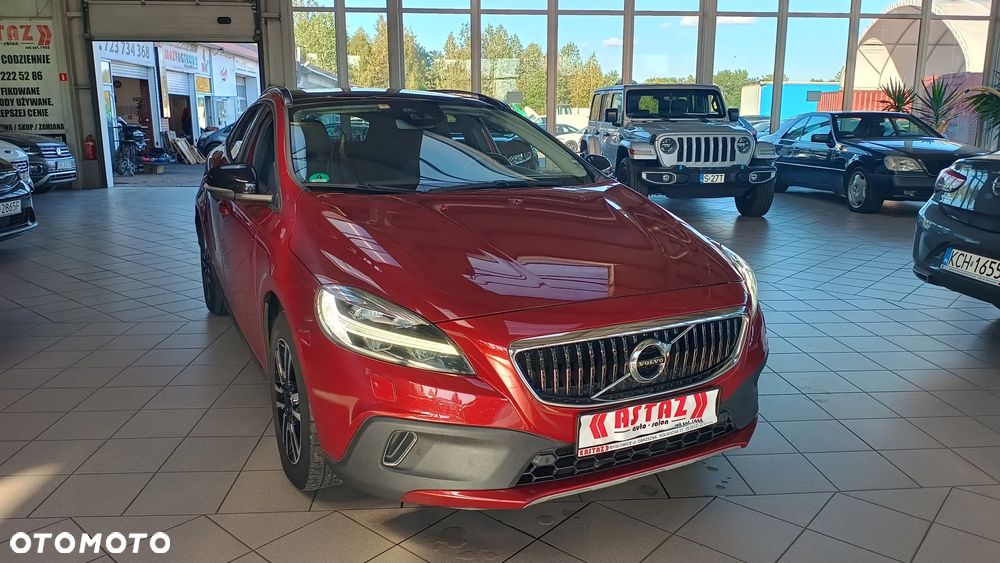 Volvo V40 Cross Country D3 Drive-E Momentum - 2