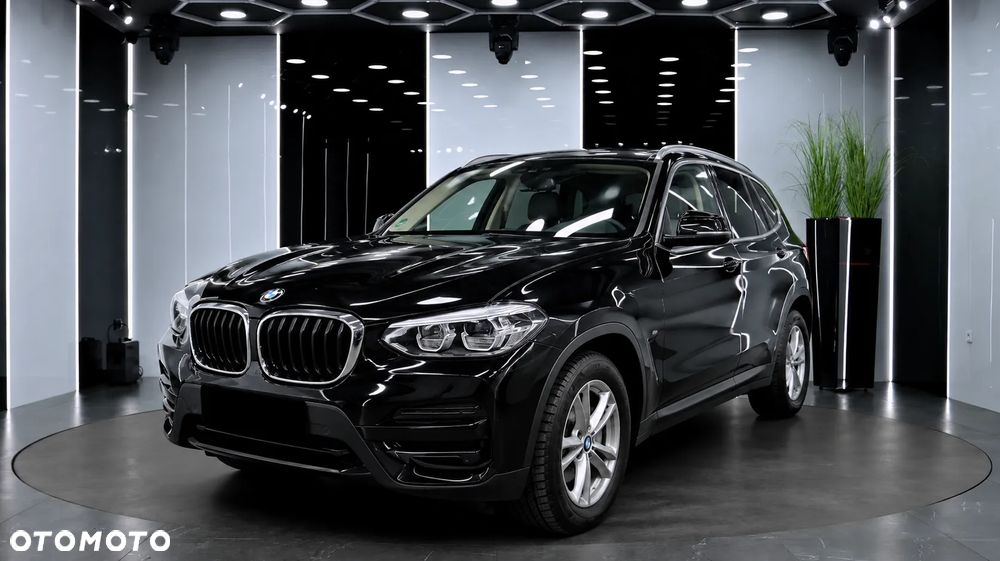 BMW X3 xDrive20i GPF Advantage - 2