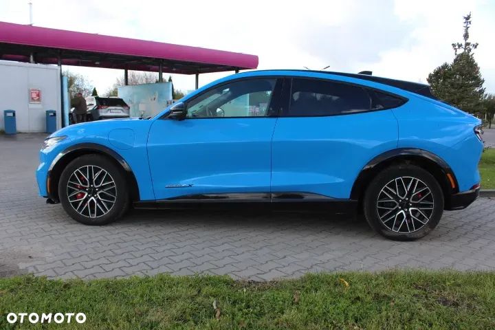 Ford Mustang Mach-E PREMIUM - 5