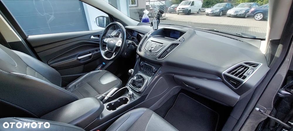 Ford Kuga - 35