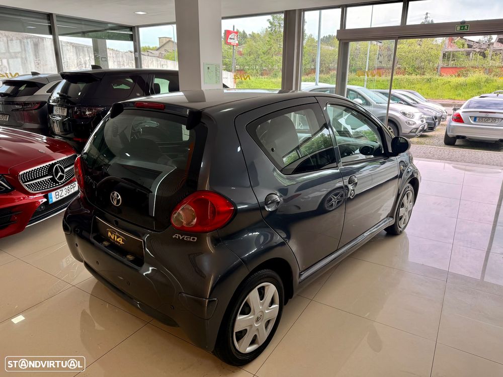 Toyota Aygo 1.0 + AC - 6
