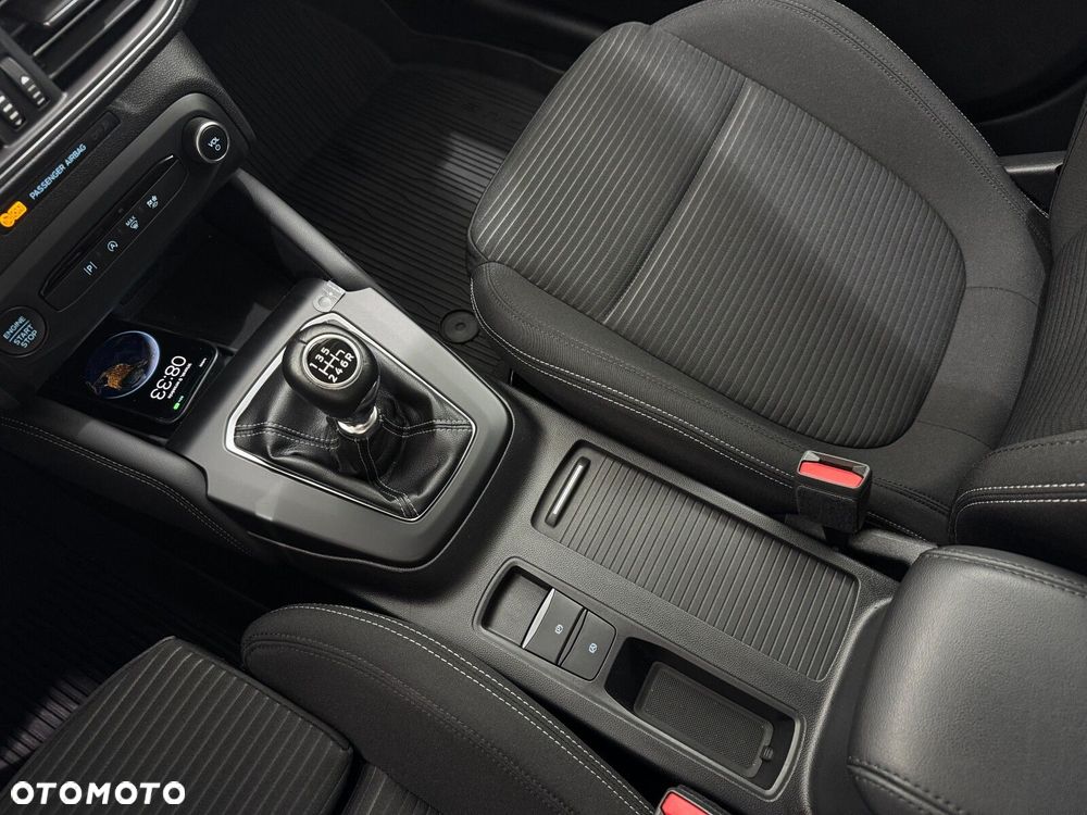 Ford Focus - 25