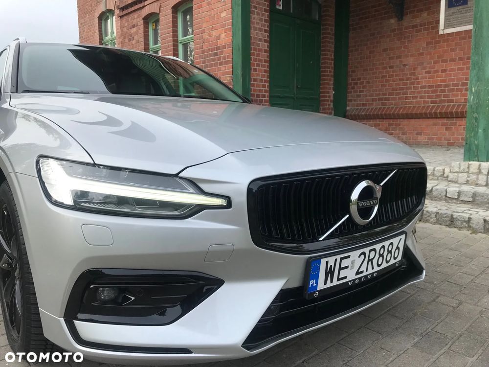 Volvo V60 ver-b4-d-momentum - 4