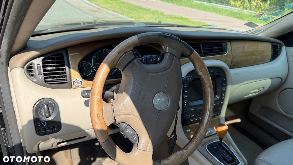 Jaguar X-Type 3.0 V6 4x4 Executive - 5