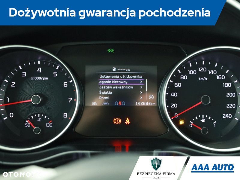 Kia Ceed - 10