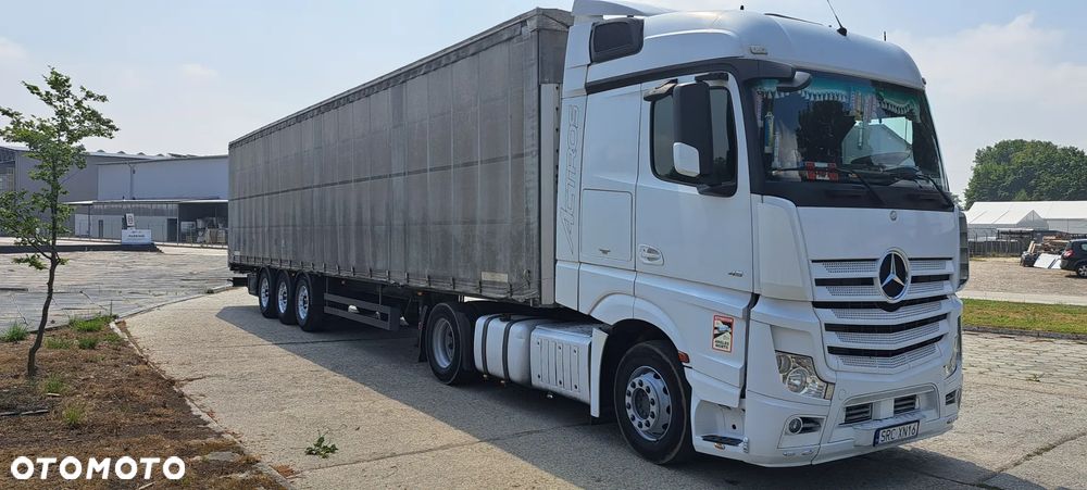 Mercedes-Benz Actros MP4 - 2