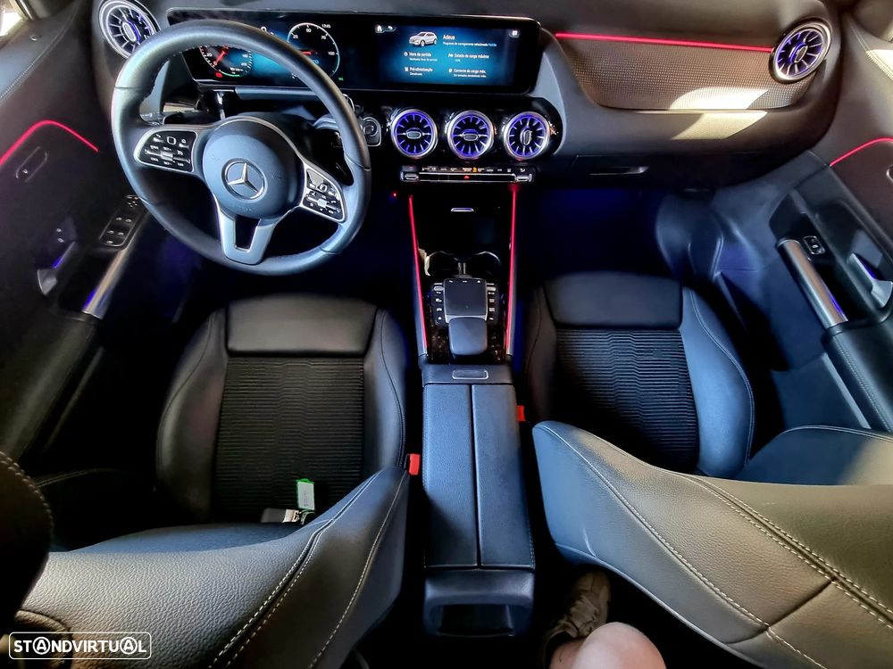 Mercedes-Benz EQA 250+ Electric Art - 11