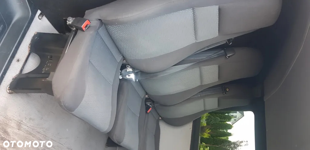 Volkswagen Transporter T5 TDI L2H1 - 13