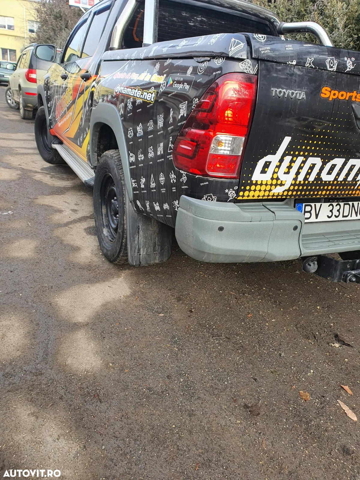 Toyota Hilux - 6