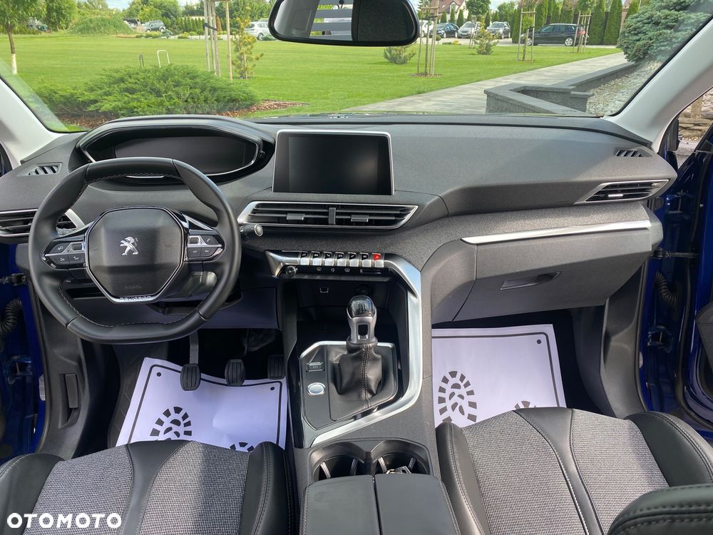 Peugeot 3008 1.2 PureTech Allure S&S - 7